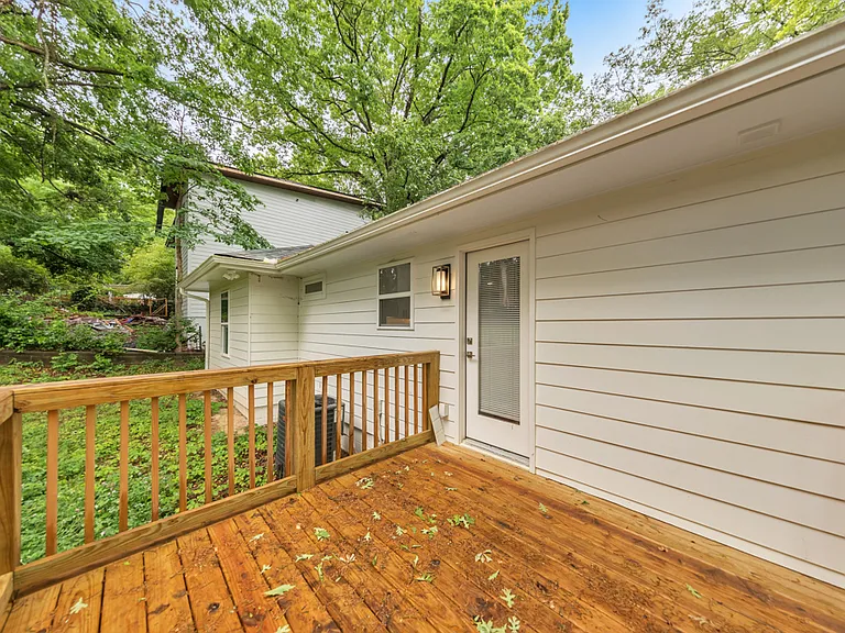 1346 Wichita Dr SW — Photo 24