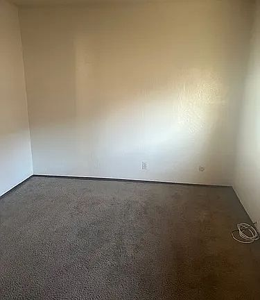 3rd image of 2141 Fremont St #1B-1Ba-580Sqft