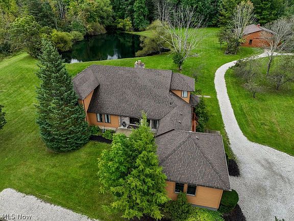3rd image of 3832 Sharon Copley Rd