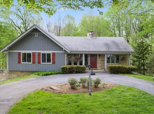 N93W25444 Bittersweet Ct, Lisbon, WI 53089