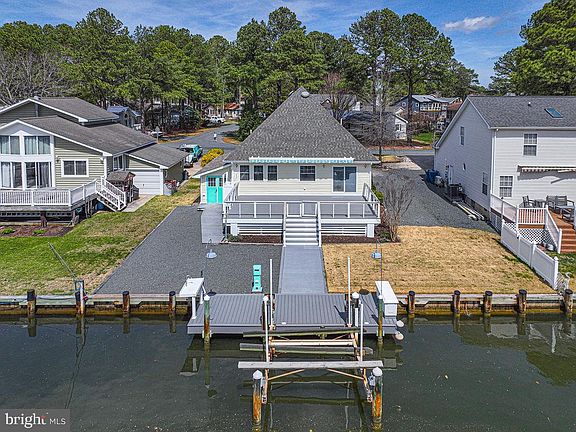 3rd image of 86 Teal Cir