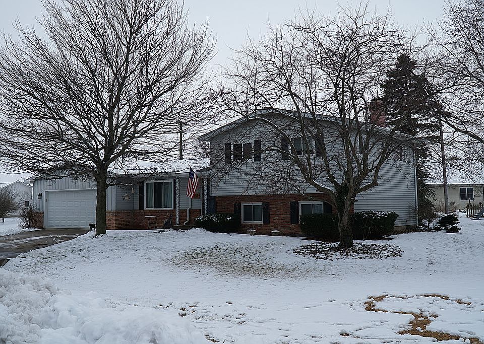 1st image of 358 Margery Ct