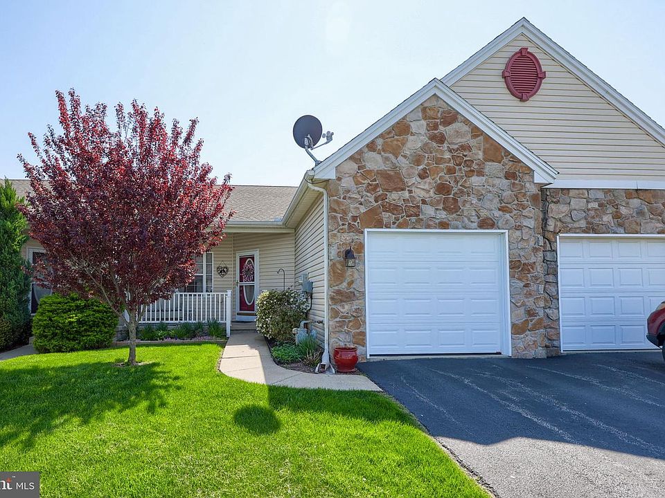 1st image of 1843 Deerfield Dr