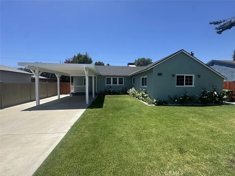 7245 Wish Ave — Photo 1