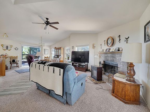 5th image of 23210 Fortress Ct