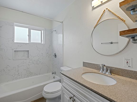 2nd image of 3224 Cadillac Dr APT 9
