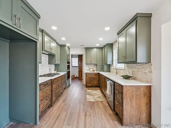 4th image of 5855 E 46th Pl