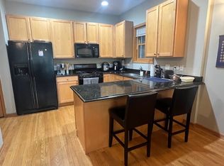 718 W Briar Pl APT 1E, Chicago, IL 60657