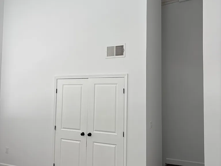 125 N Broad St #B — Photo 9