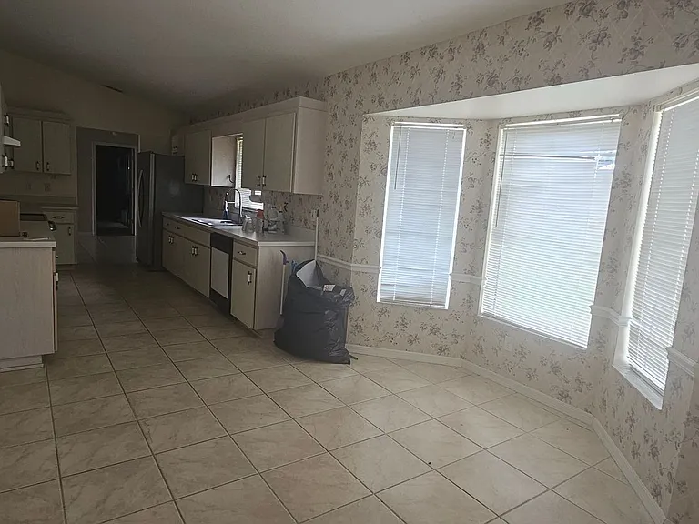 13761 SW 115th Cir — Photo 11
