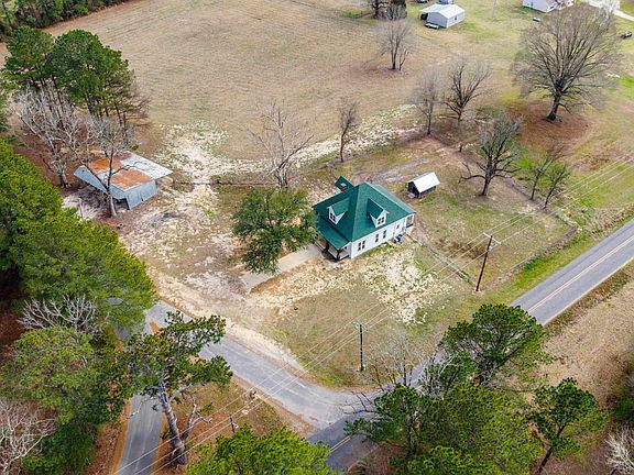 2nd image of 111 Strother Rd