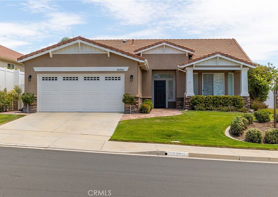 1st image of 39396 Beringer Dr
