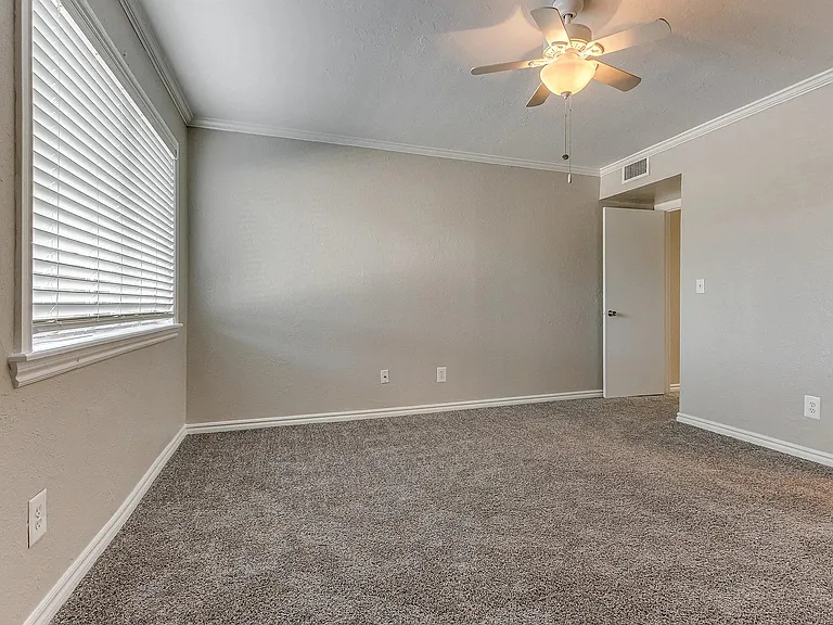 The Current Apartments — Photo 14