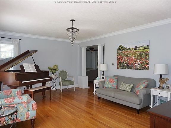 5th image of 4204 Lancaster Ave