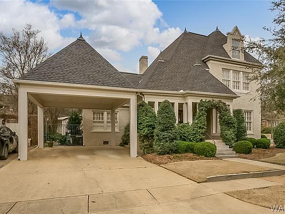 3rd image of 8 Audubon Pl