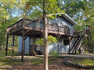 168 Deer Trail Dr, Hawley, PA 18428