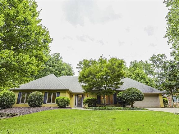 2nd image of 3677 Wildwood Farms Dr
