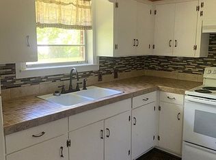 609 Oak St, Morrilton, AR 72110