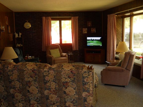 3rd image of 312 S Sherman St