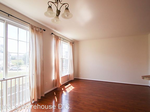 5th image of 9299 Alvyn Lake Cir