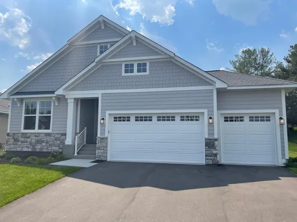 487 Elizabeth Way, Hudson, WI 54016