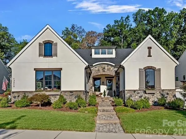 13212 Oak Farm Ln, Huntersville, NC 28078