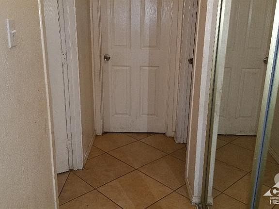 4th image of 83728 Manzanita Ave