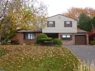 30 Grace Dr, Richboro, PA 18954