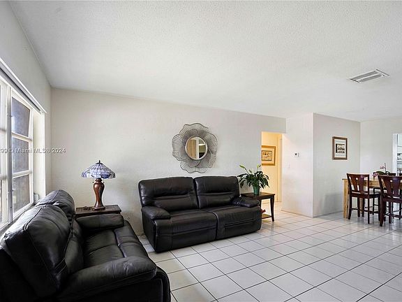 5th image of 7613 NW 71st Ave