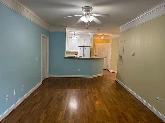 The Rainbow Room -- An homage to Charleston's famed Rainbow Row