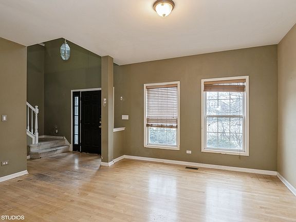 2nd image of 504 McKenzie Ct