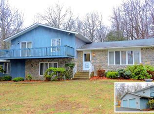 339 Depue Ln, Stroudsburg, PA