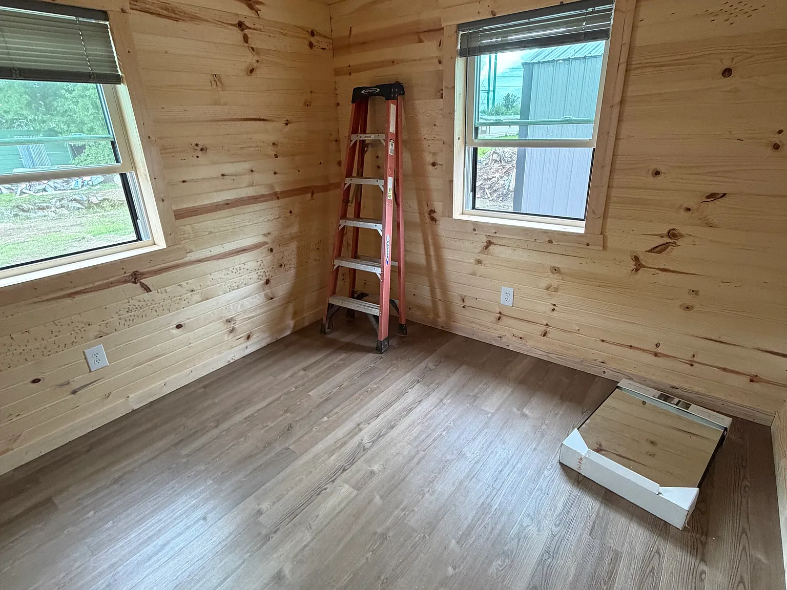2 bed, 560 sqft, $3,500 — Photo 3