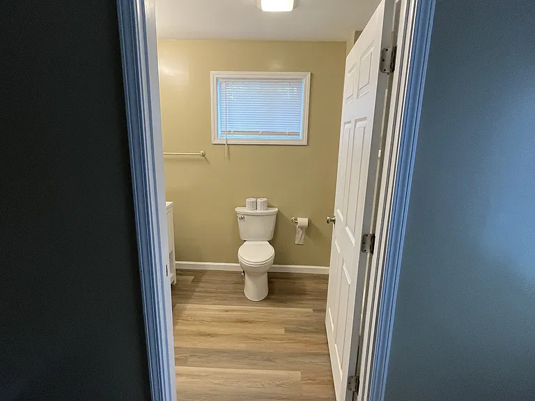 425 Paul Ave — Photo 53