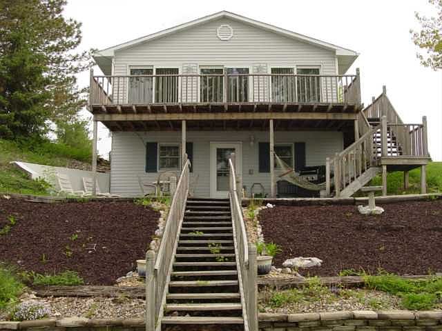 1st image of 370 Seneca Dr
