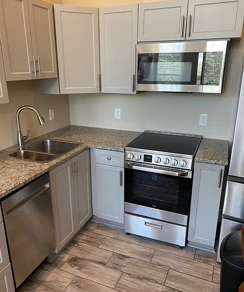 5 S Center St #202 — Photo 10