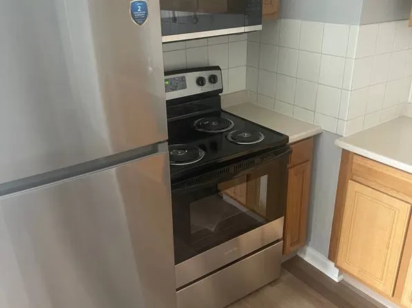 16 Hanna St #B, Quincy, MA 02169