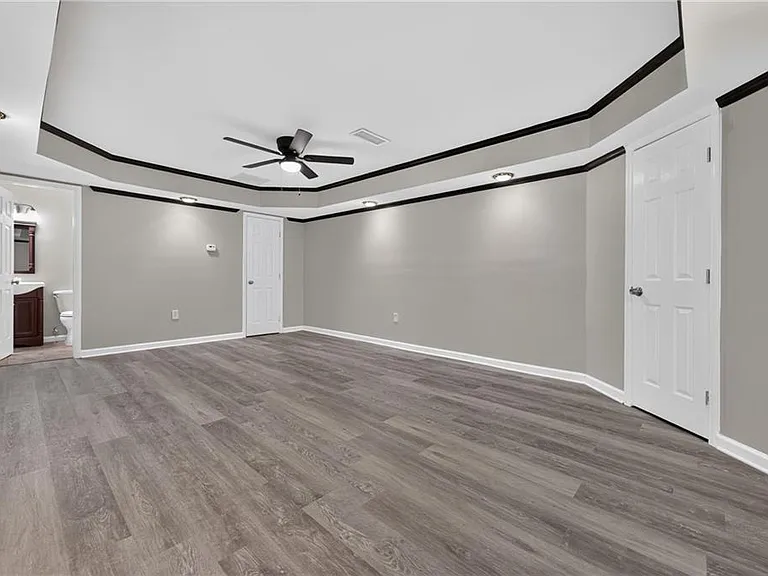 437 Waterbury Way — Photo 35