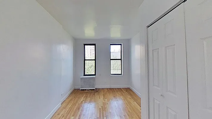 Rented by Bond New York | media 7