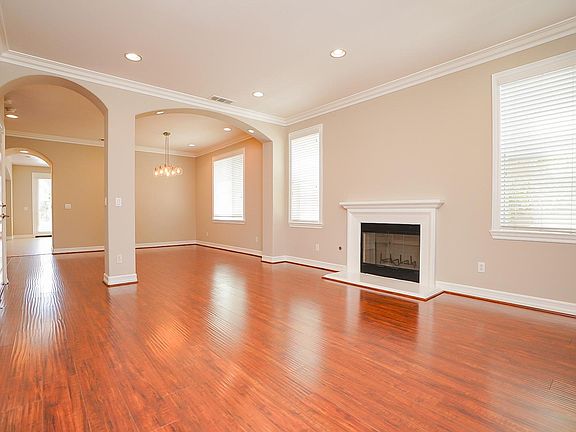 2nd image of 2108 Canyon Cir