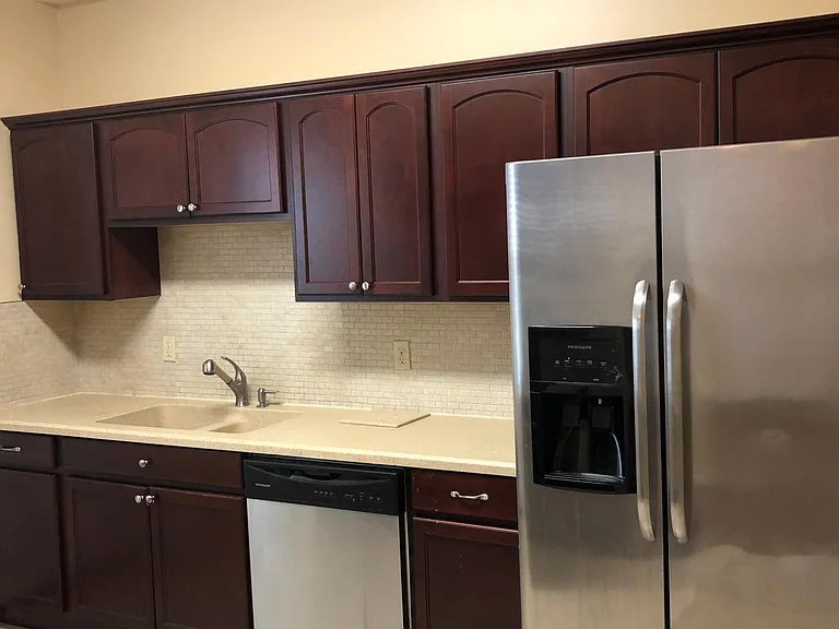 1701 Park Ave — Photo 6