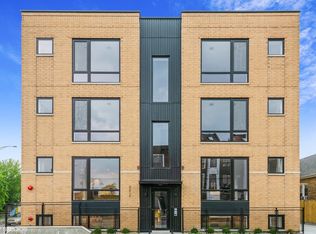 4153 W Melrose St, Chicago, IL 60641