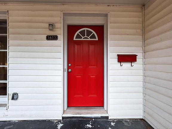 4th image of 1613 Old Wilson Rd