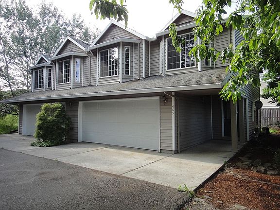 3rd image of 467 SE Brookwood Ave #465