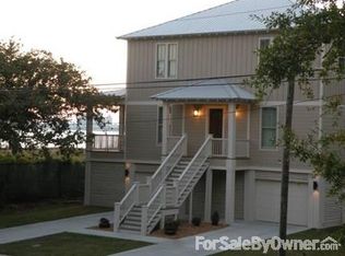 417 Martin Ave, Ocean Springs, MS 39564