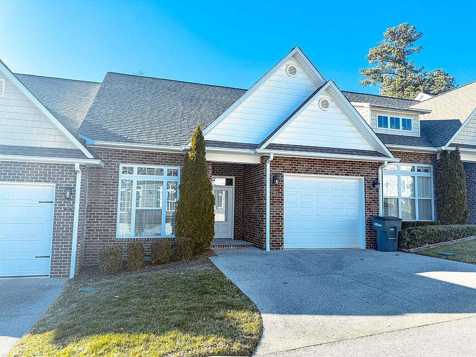1st image of 325 Bowerwood Cir