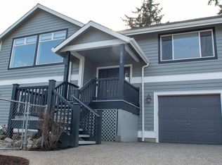 4738 Durham Way, Clinton, WA 98236