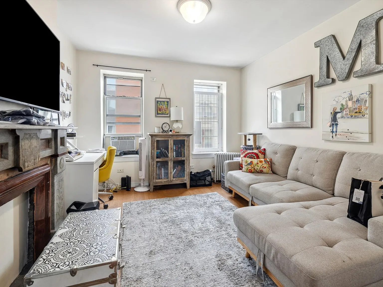 142 West 17th Street — Photo 1