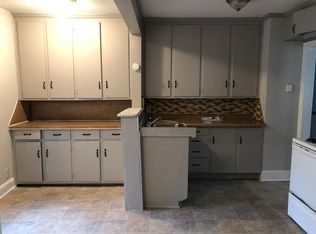 2438 Columbus Cres, Charlotte, NC 28208