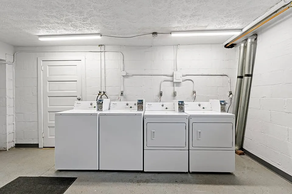 1 bed, 550 sqft, $830 — Photo 4